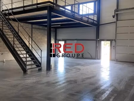 vente entrepôt neuf signes