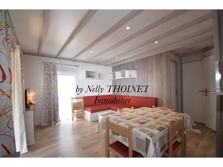 dépt.63  proche super besse  chalet de loisirs  2 chambres  véranda et terrain de 263 m2