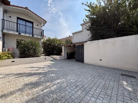 maison familiale rénovée avec piscine toulouse côte pavée