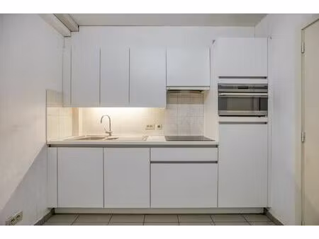 local commercial en bord de mer (94m²)