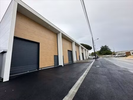 cellule stockage ou activite artisanale - soyaux (16800)