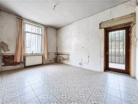 maison 3 façades située à liberchies