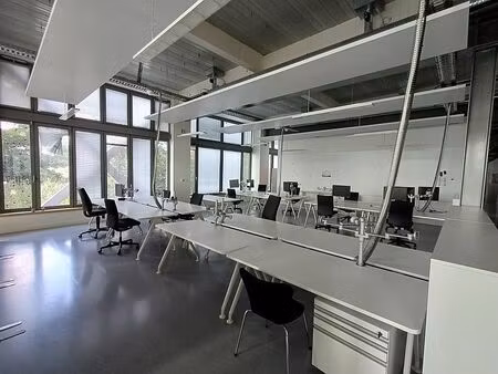 location bureau nantes 150 m²