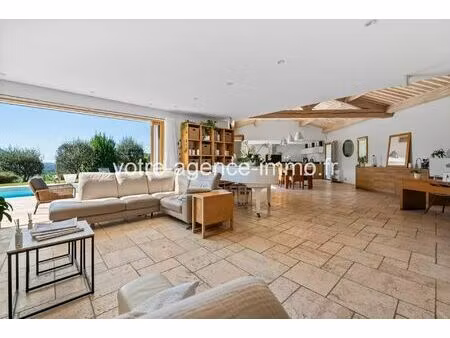 vente maison 6 pièces 243 m² levens (06670)