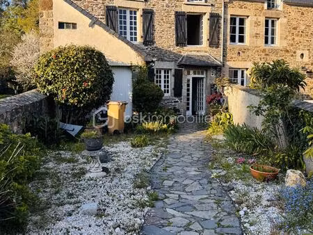 maison de 105 m² à langrolay-sur-rance