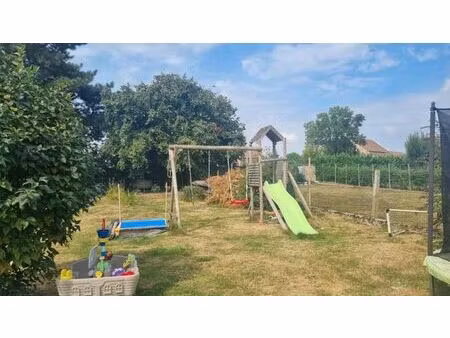 belle maison avec grand jardin et garage