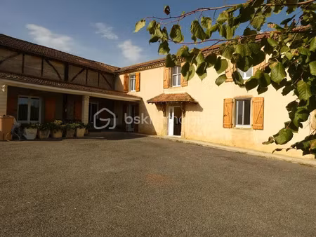 vente maison 6 pièces 201 m² à mirande (32300)  267 000 €
