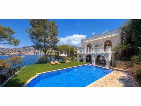villa avec piscine en bord de mer saint-jean-cap-ferrat (06)