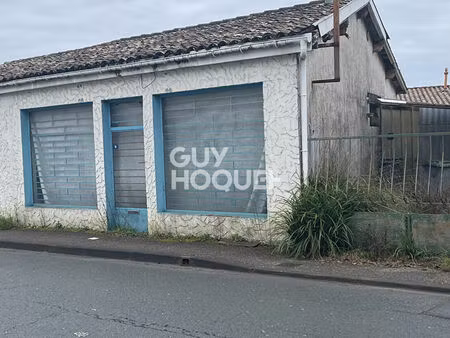 local d'activité d'environ 66.10 m²