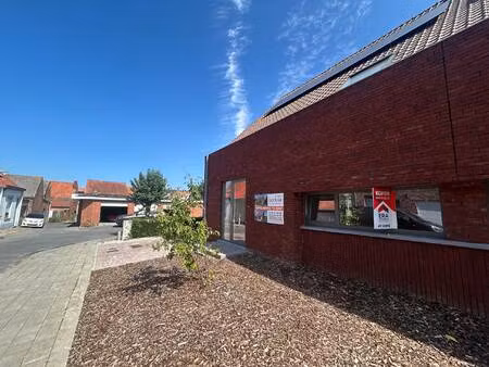 appartement te koop in moorslede met 4 slaapkamers