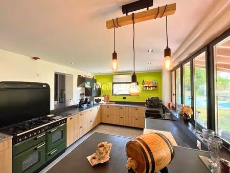 maison de campagne avec piscine  grange  vue imprenable sur 2 hectares– saint-michel-de-do