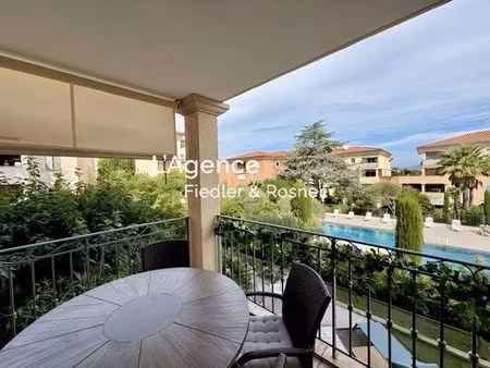 appartement de luxe 1 chambres en location à saint-tropez  france