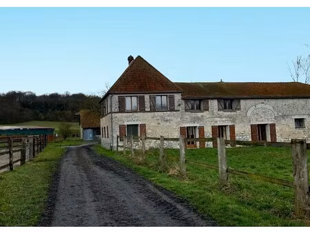 maison de luxe à vendre à coucy-le-château-auffrique