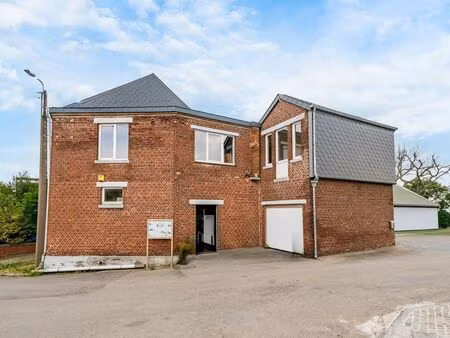 bien professionnel à louer à houtain-saint-siméon € 2.300 (ldb1q) - agence immobiliere van