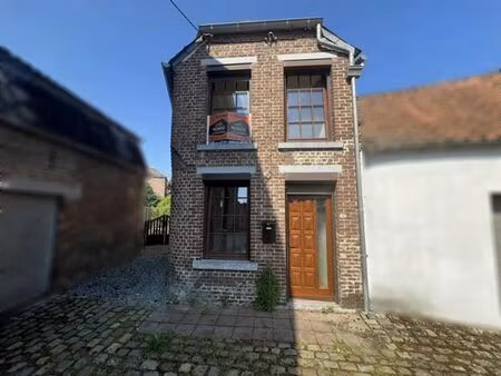 maison à restaurer  3 chambres