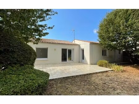 location maison  m² t-4 à lagord  1 490 €