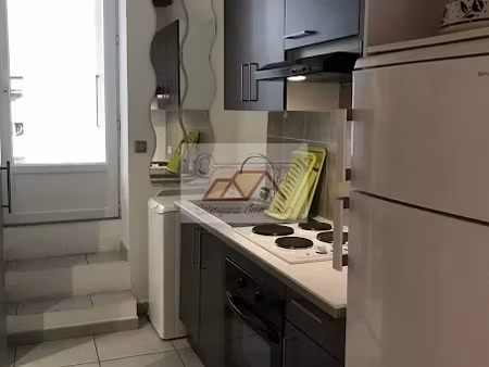 location meublée appartement 1 pièce 35 m² à calvi (20260)  700 €