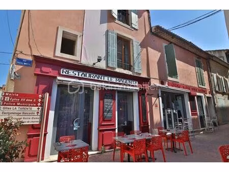 bar-restaurant avec terrasse et appartement