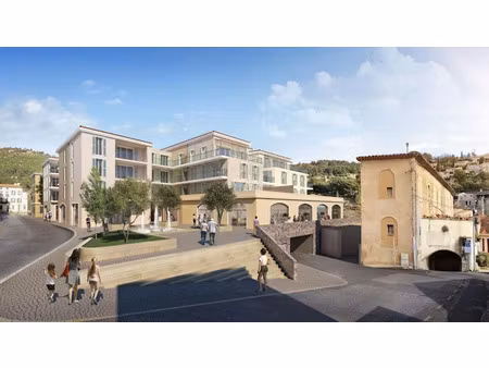 location locaux professionnels 78 m² à ollioules (83190)  nan €