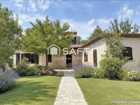 maison 105 m² sur 1300 m² de terrain avec piscine et garage à lorgues (83510)