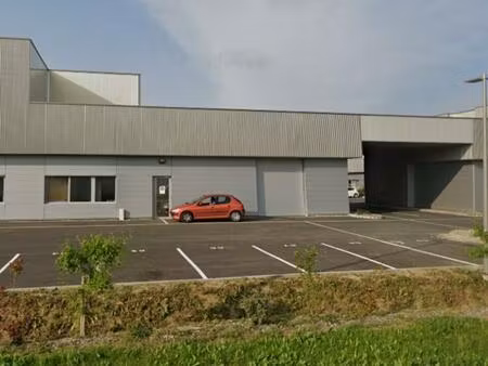 local d'activite à louer