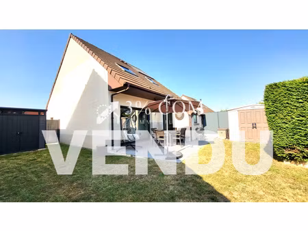 individuelle  3 chambres  jardin & garage