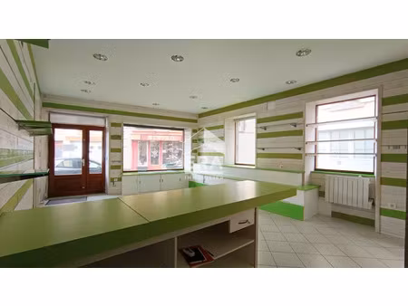 local commercial 2 pièces 61 m² à louer saint-paulien 43350 ? | era immobilier