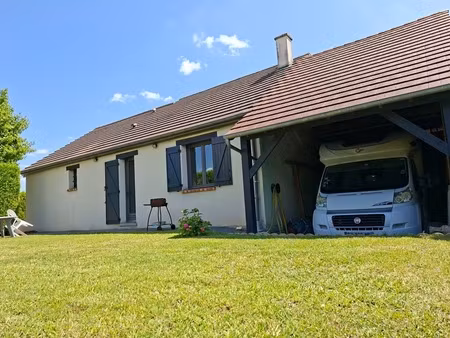maison individuelle 3 chambres  parfait état  entièrement plain pied  sous sol + garage ca