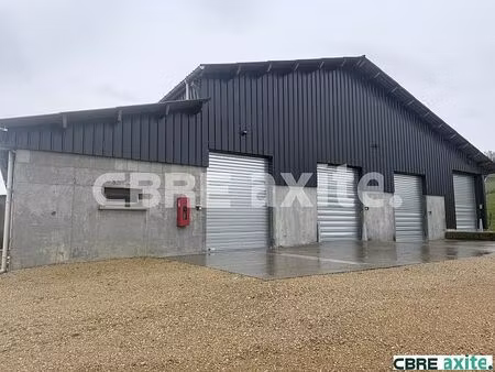 location entrepôt / local d'activités saint-didier-de-la-tour 100 m²