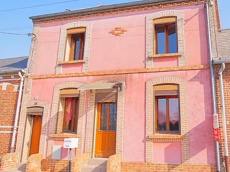vente maison 7 pièces 140 m² à harbonnières (80131)  150 000 €