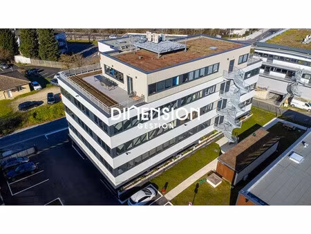 location local professionnel 40m² artigues pres bordeaux 33370