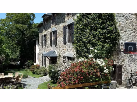 vente maison 12 pièces 285 m² à naucelles (15000)  395 000 €