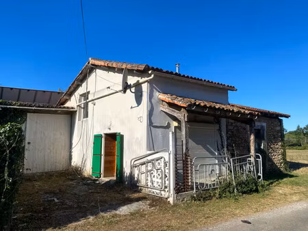 maison à vendre à ventouse (16460) - charente