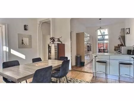 maison avec terrasse capucins-saint michel-nansouty-saint genès - bordeaux (33)