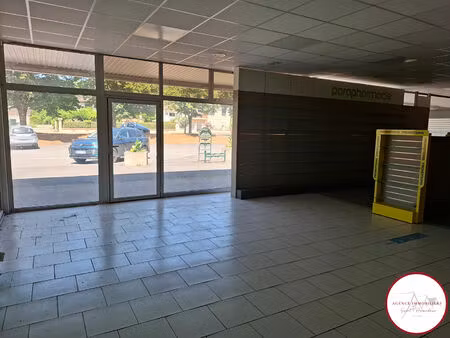 local commercial saint amand montrond