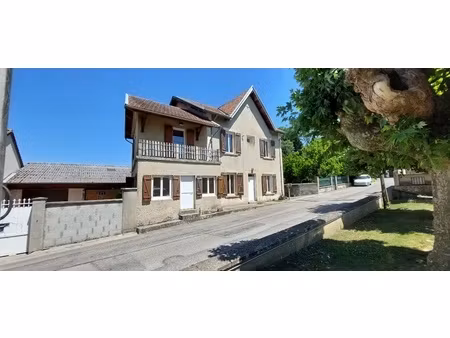maison 6 pièces - 160 m²