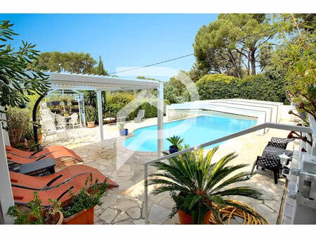 vente maison 6 pièces 134m2 bormes-les-mimosas 83230 - 1049000 € - surface privée