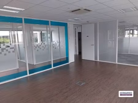 bureau de prestige de 327 m2 en location - saint-grégoire  france
