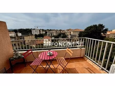 six fours  au calme proche du centre ville