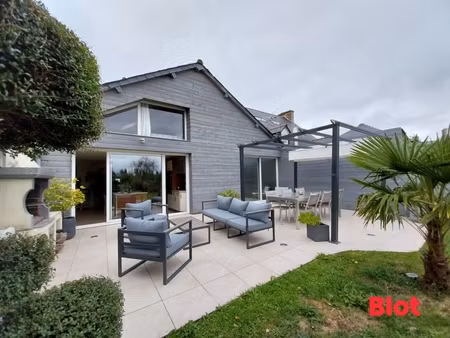 a vendre chez blot immobilier de pleudihen - maison t5 de 153m² environ - saint-guinoux
