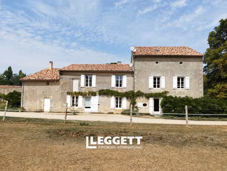 maison 8 pièce(s)  magné