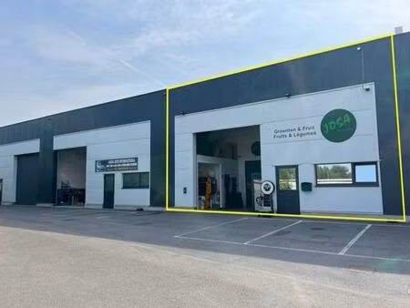 entrepôt frigorifique avec bureaux à vendre à machelen
