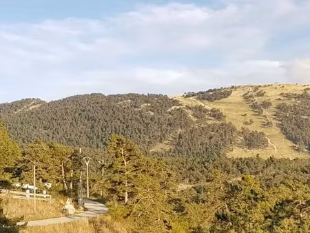 vente terrain 2576 m² à caille (06750)  132 377 €