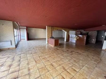 local commercial à louer