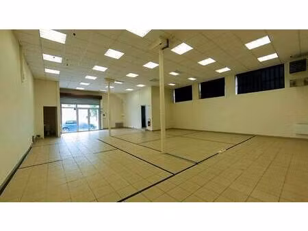 local commercial à louer