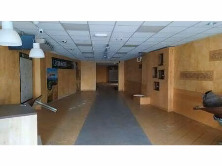 local commercial à vendre