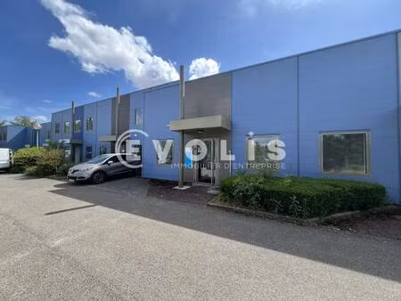 local d'activités à louer