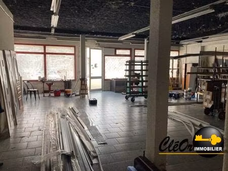 local d'activités à vendre