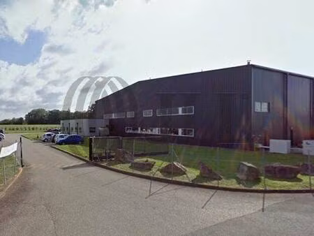 local d'activités à louer