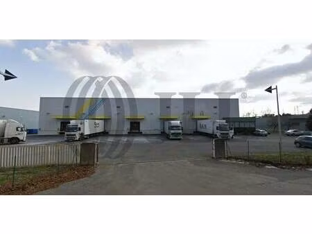 local d'activités à louer